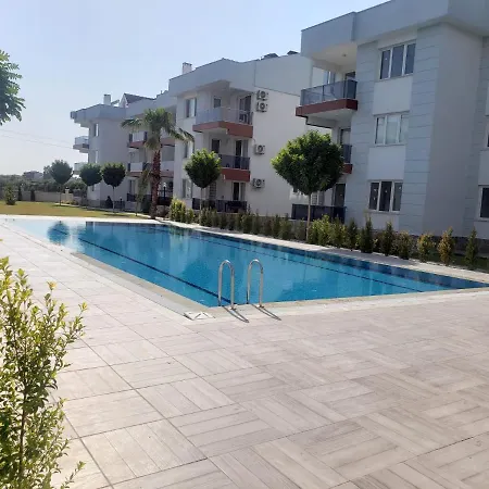 Lovely 2 Rooms Apartment With Pool And A C דירה